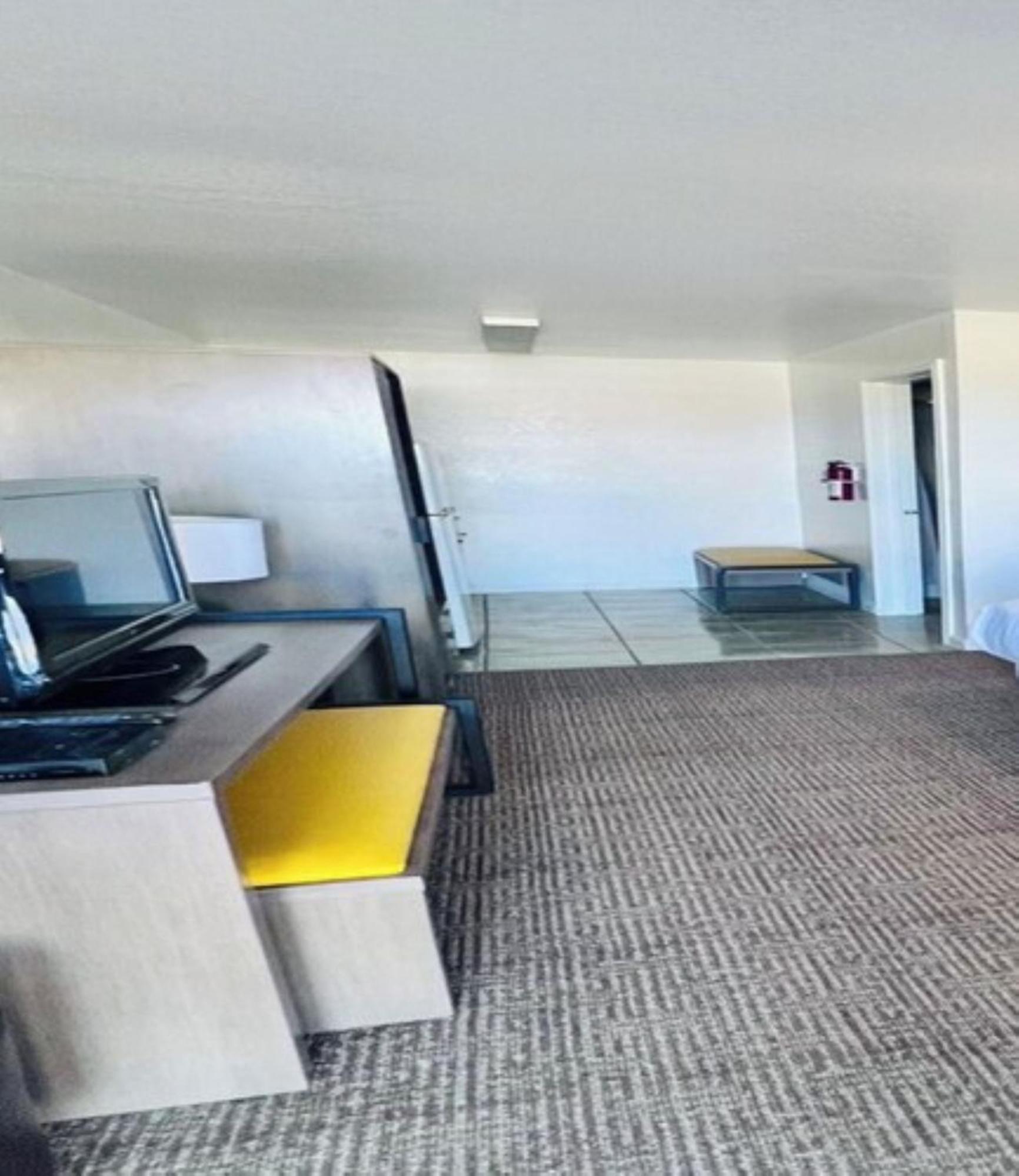 Oyo Garden Inn And Suites Pearsall I-35 East Zewnętrze zdjęcie